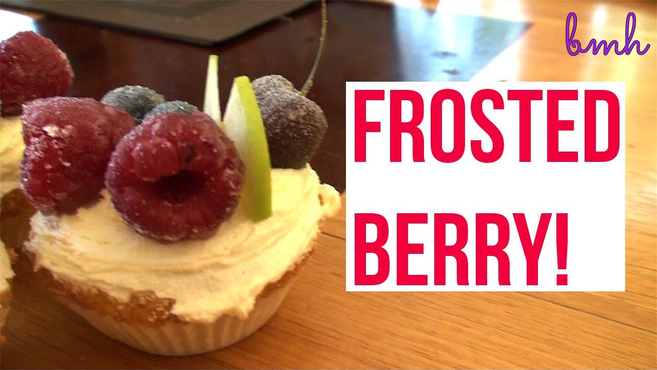 Frosted Berry Cupcakes | Bake Me Happy
