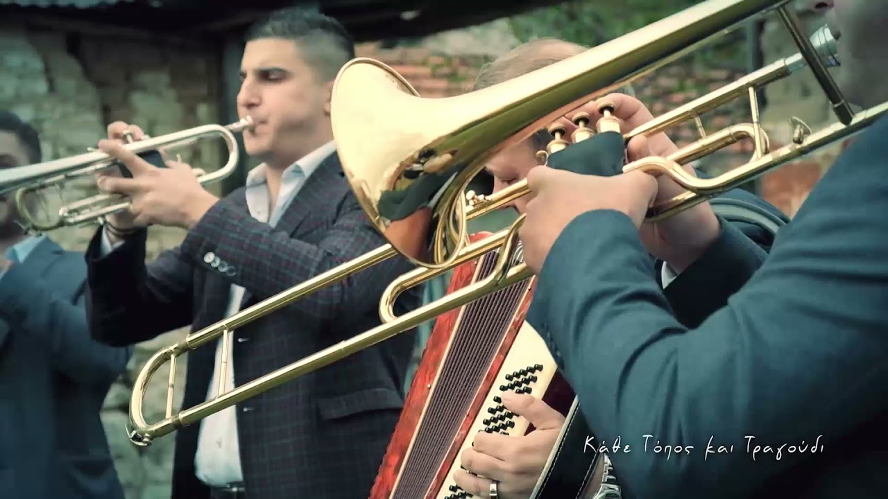 Του Παύλου Ρακοβίτη από την μπάντα των αδελφών Βαλκάνη στην εκπομπή 