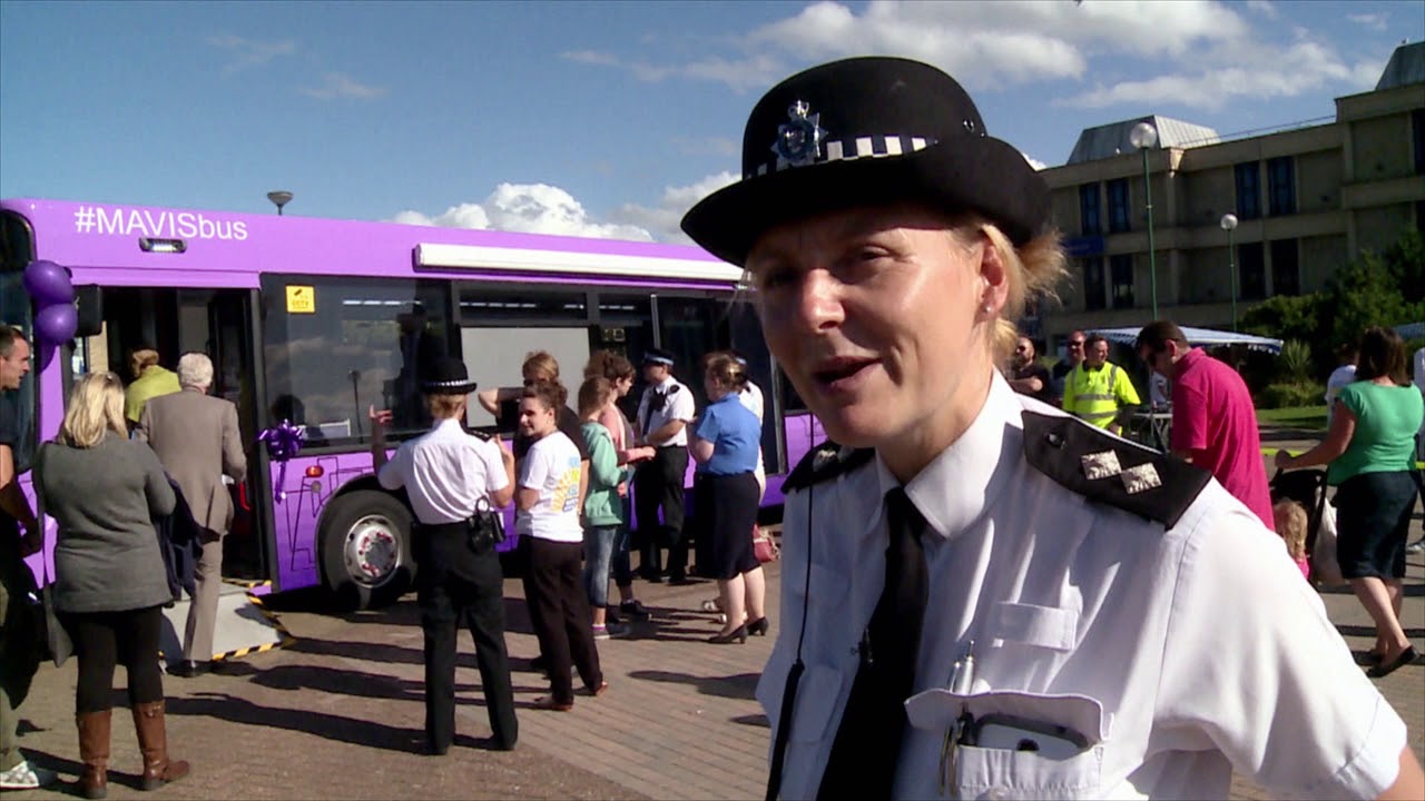 When MAVISbus featured on Neighbourhood Blues (Series 7-Ep3)