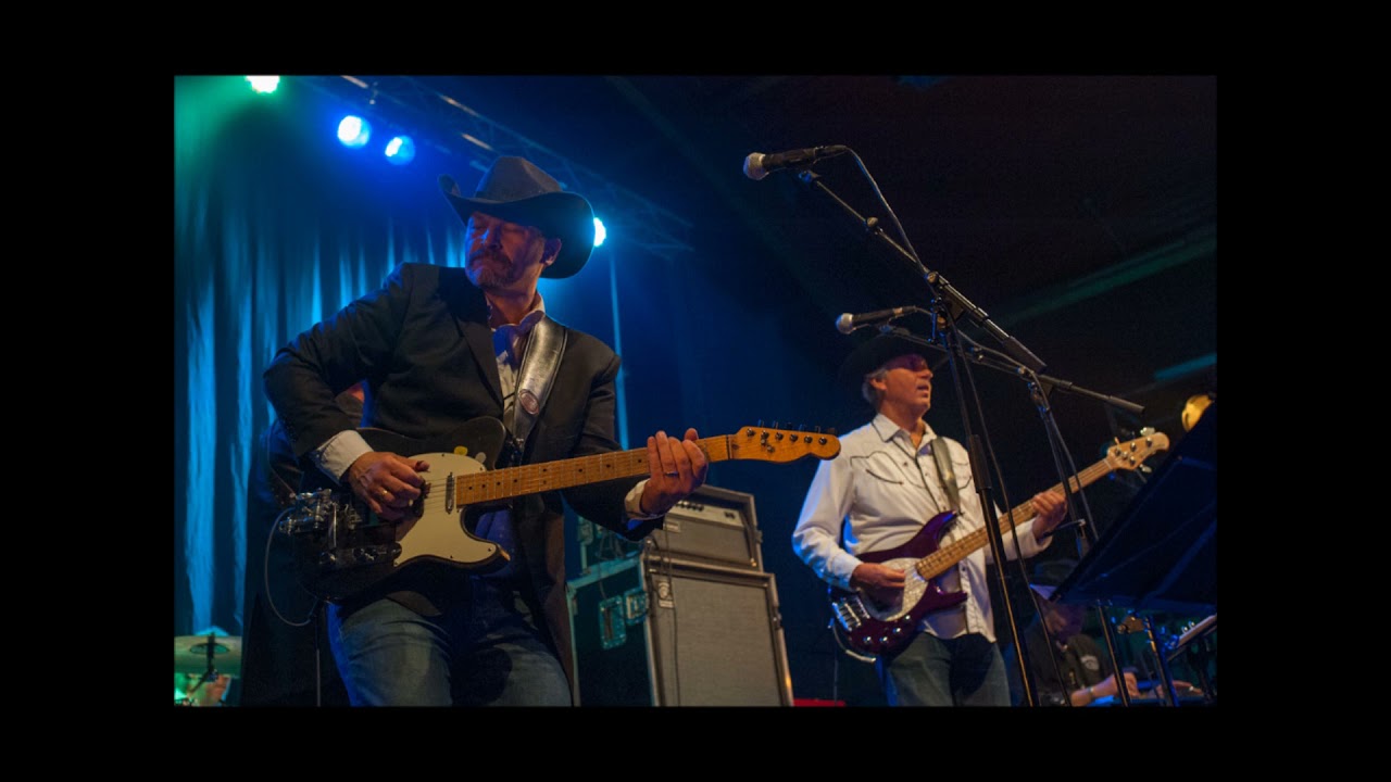 Highway 40 Country Music Band / Keep it country