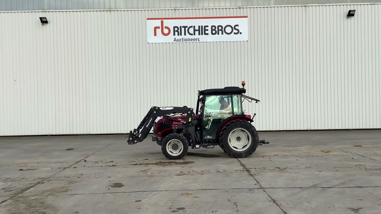 2020 Valtra F85 4WD Agricultural Tractor I St Aubin, France Auction - 8 & 9 March