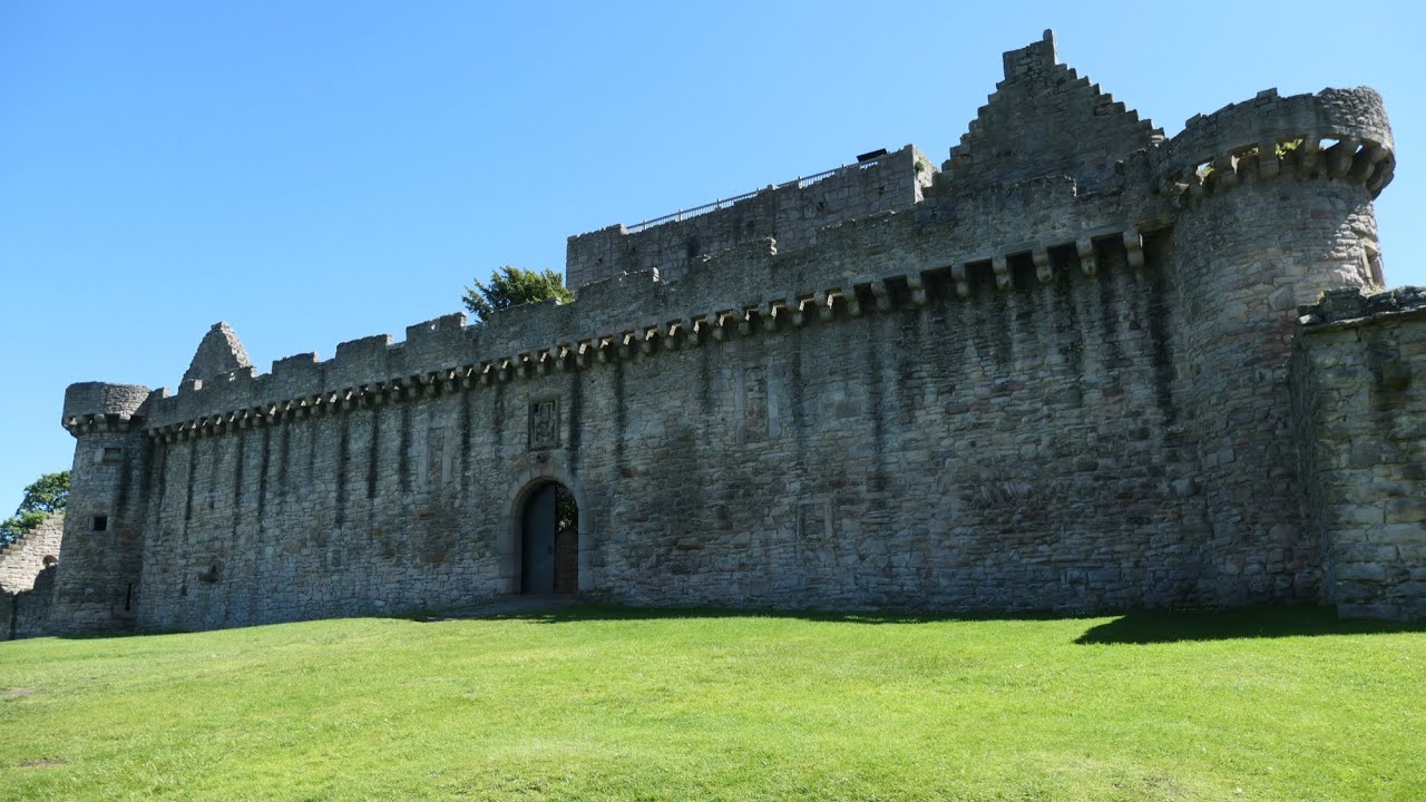 Craigmillar Castle History Tour, Edinburgh