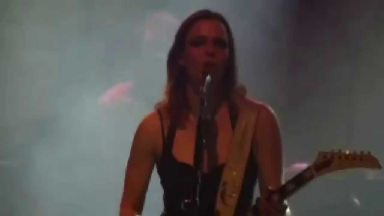 Halestorm Mayhem NEW SONG Glasgow 05-04-2014 HD