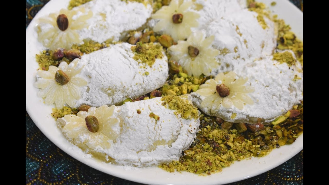 راحة بالقشطة حلقوم عالأصول من أطيب الحلويات وخصوصا برمضان حضروها واحفظوها لمدة طويلة بنتيجة روعه