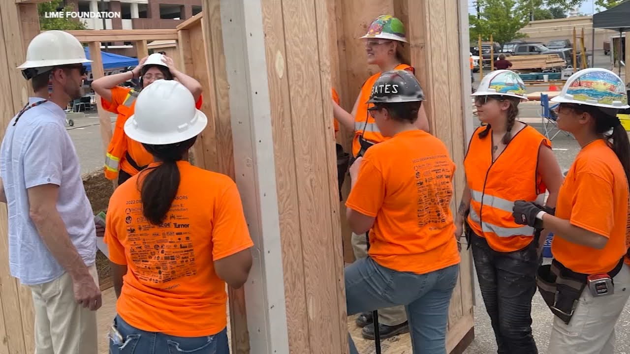 Bay Area graduates train for green jobs