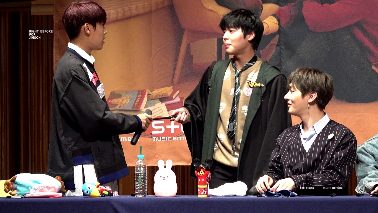 180421 워너원팬싸인회 윙가르디움 레비오우사~ 억양으로 꽁냥꽁냥중