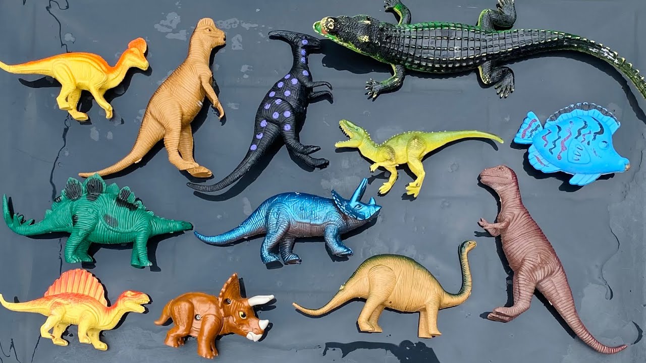 Bersihin Dinosaurus Berlumpur T-rex Brontosaurus Stegosaurus Spinosaurus Velociraptor Triceratops