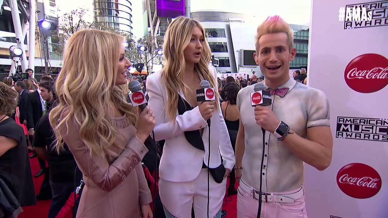 Gigi Hadid Red Carpet Interview - AMAs 2014