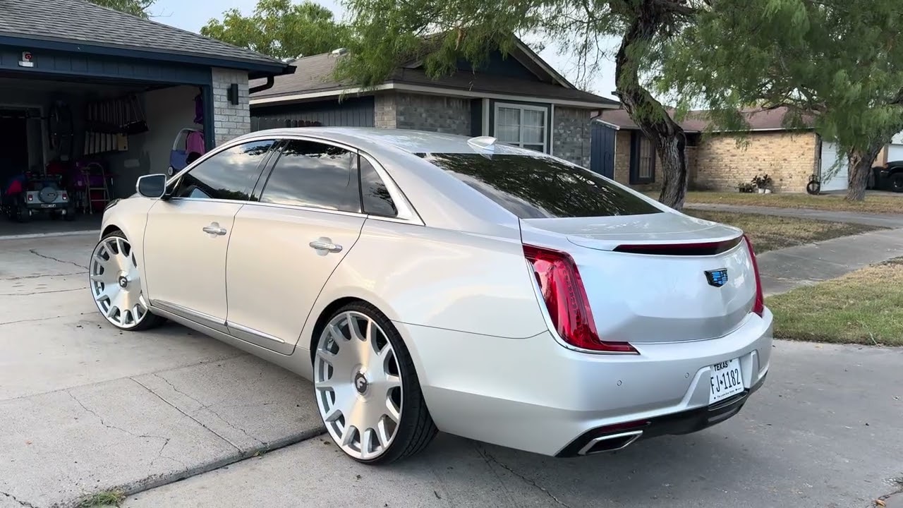 2019 Cadillac XTS on 24&rdquo; Wheels 