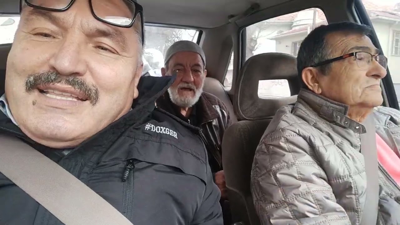 Bayram kabadayı şoför Mehmet Baloğlu arkadaki Tahir Aker krommagnezit emeklileri 