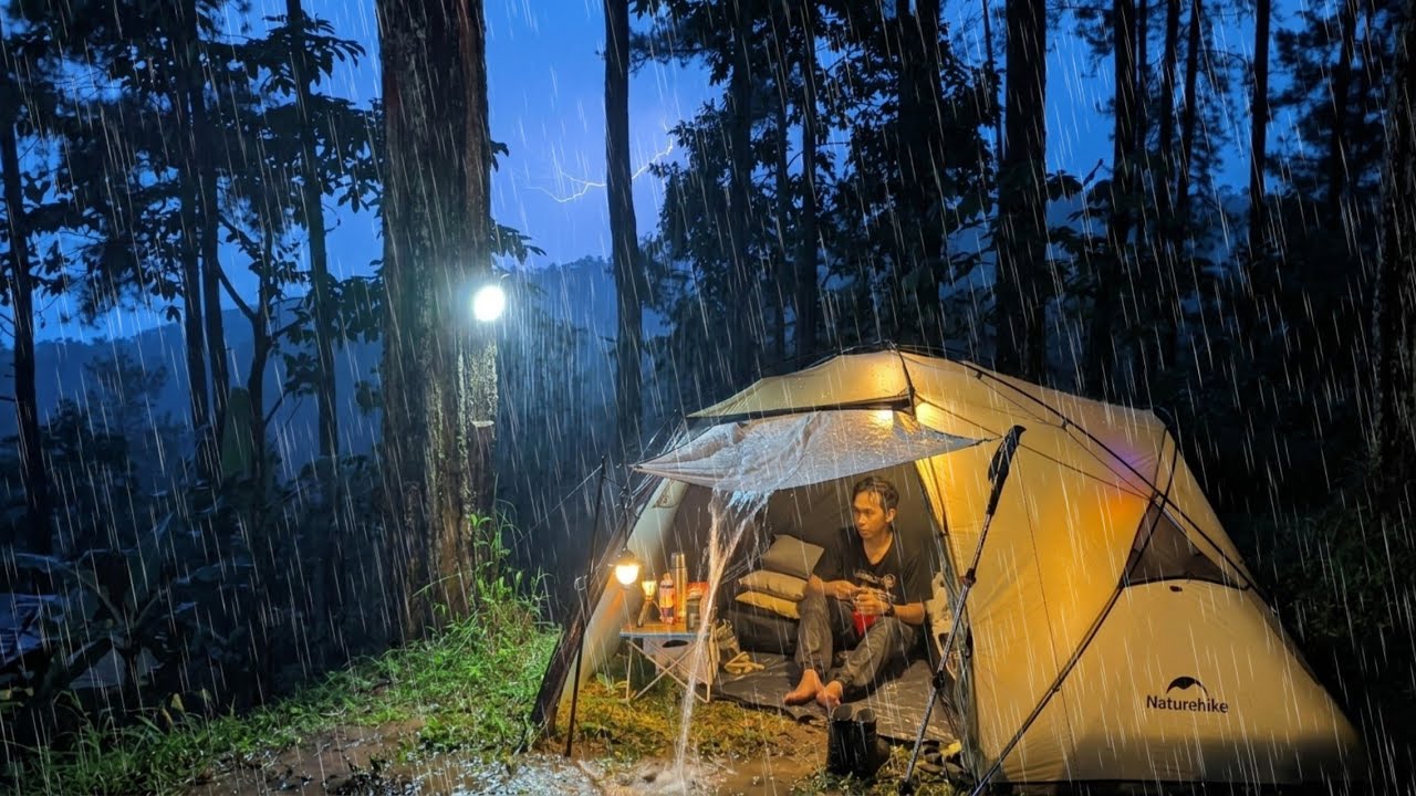 It was almost nightfall and it was raining HEAVY RAIN⛈️ HOT TENT CAMPING IN HEAVY RAIN