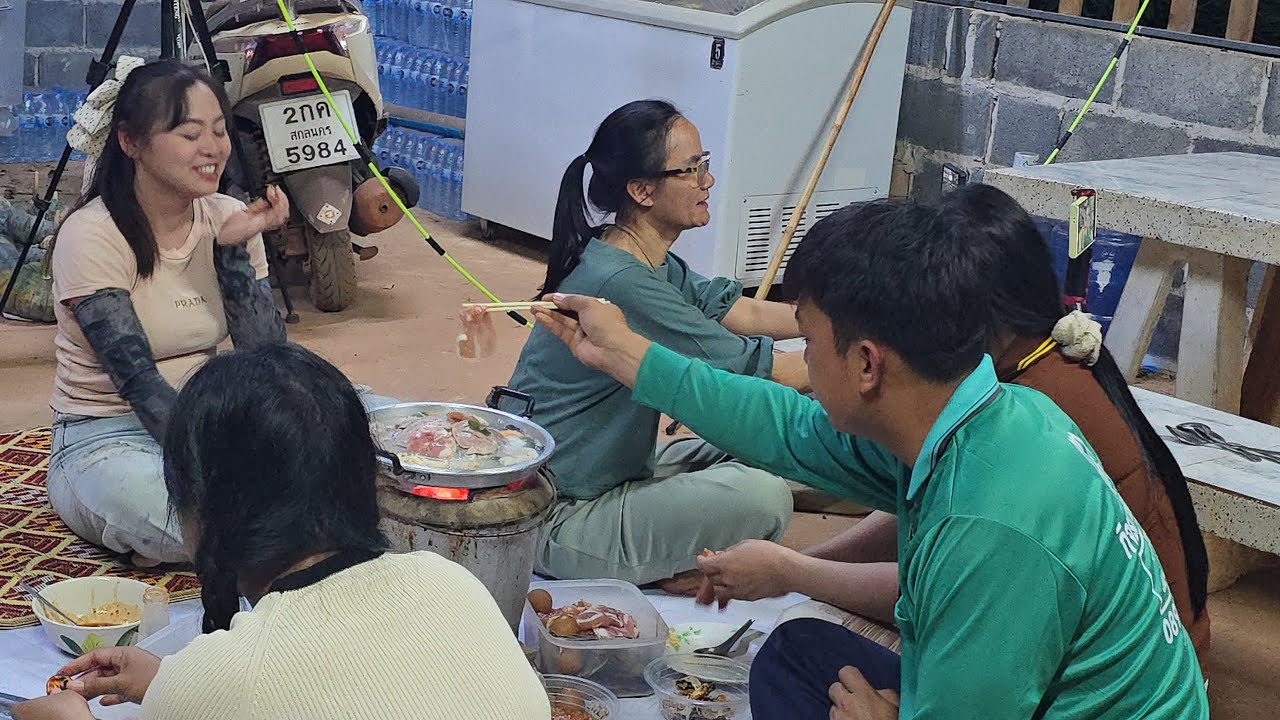 🔴สด! น้องแพรวมากินหมูกระทะ