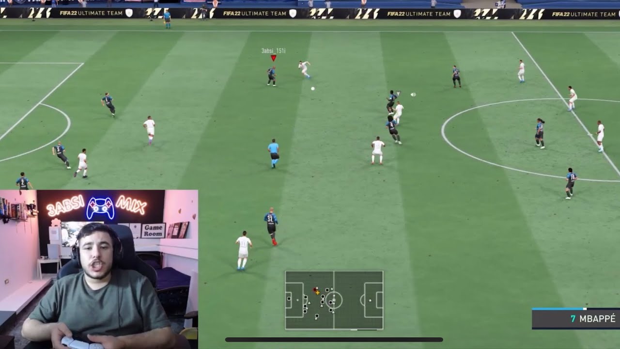 شاهد عبسي يلعب تحدي فيفا 22