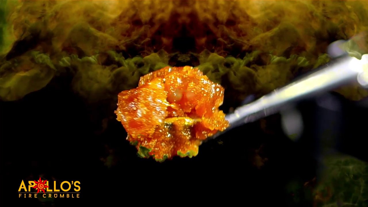 Dabbing on Apollos Fire Crumble