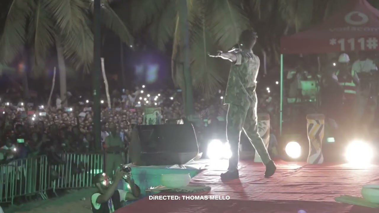 Professor Lay-Num concerto do dia da Cidade de Pemba👌💪