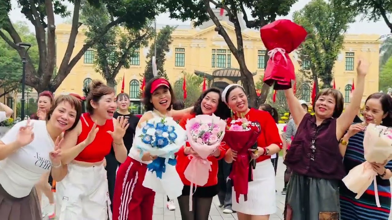 #Happy birthday #BachataVersion#zumbacaydaiSnT:2, ❤️💕Mở Màn Tết là SN Tháng 2 Thiên Thời Địa Lợi quá