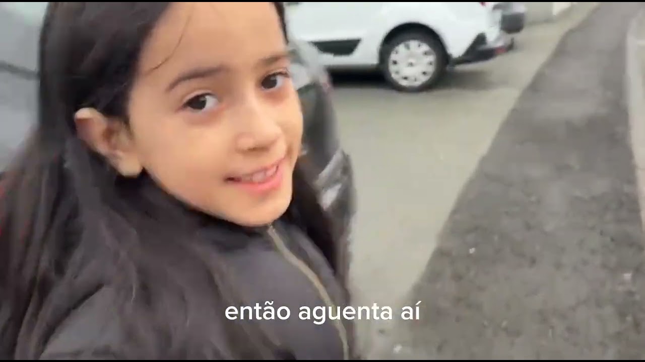 Indo comigo no shopping das Ilhas Faroe 