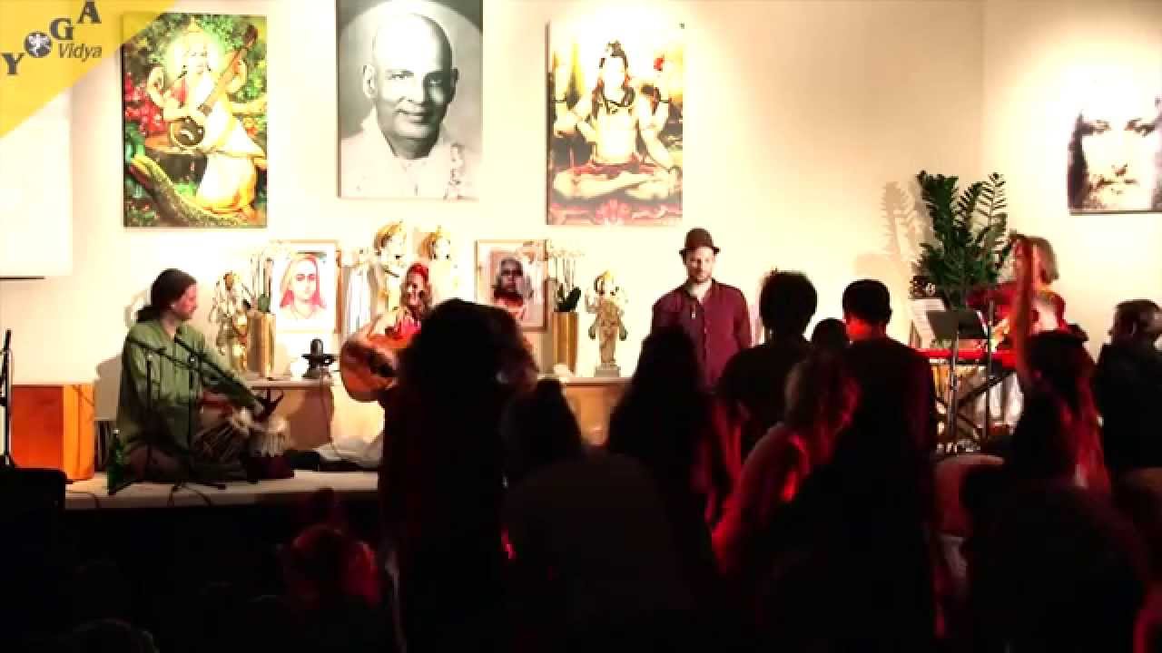 JAYA SHIVA SHAMBHO- SAMBA SADASHIVA -Spring Groove-Yoga Vidya Bad Meinberg