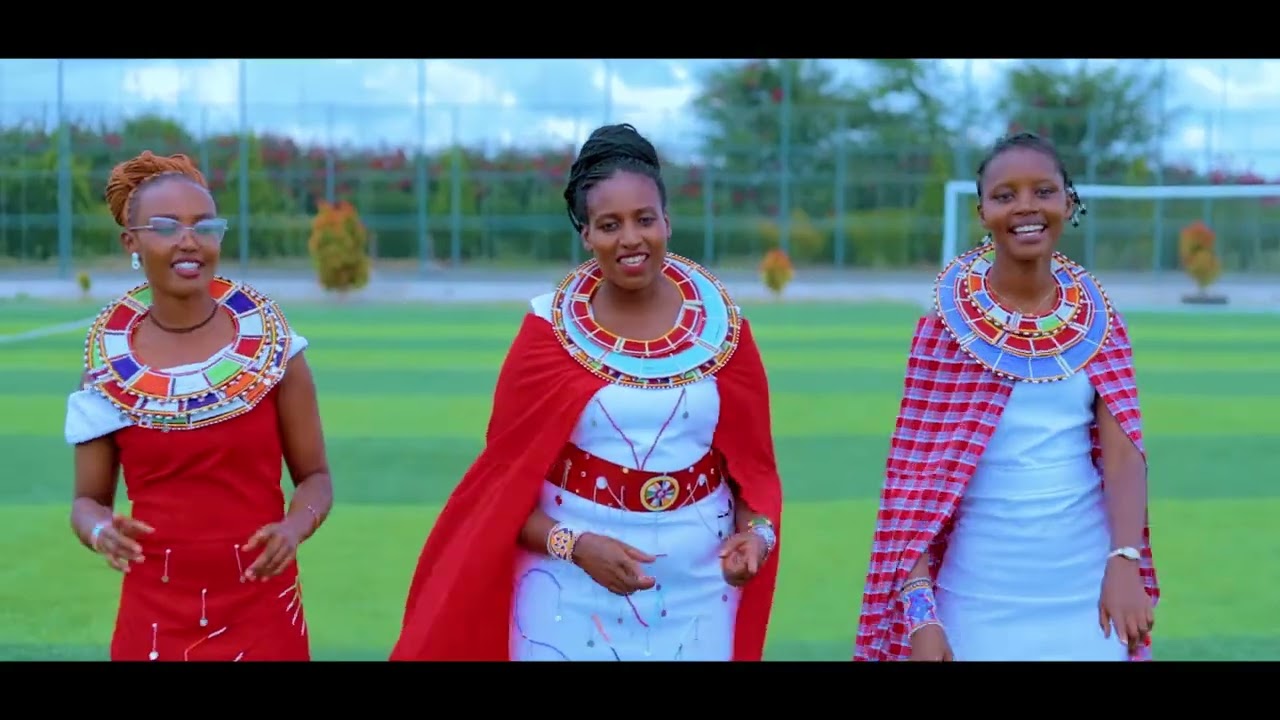 IYIE AKE OFFICIAL MUSIC VIDEO -FLORA KUYO
