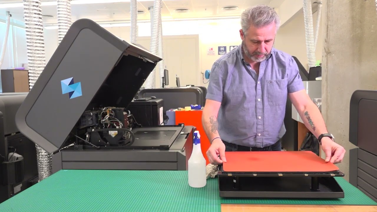 Stratasys Academy | 3DFashion Technology: 3D Printing on Netting Fabric