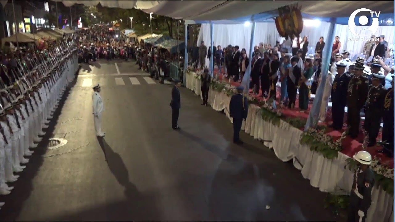 Desfile Cívico Cochabamba