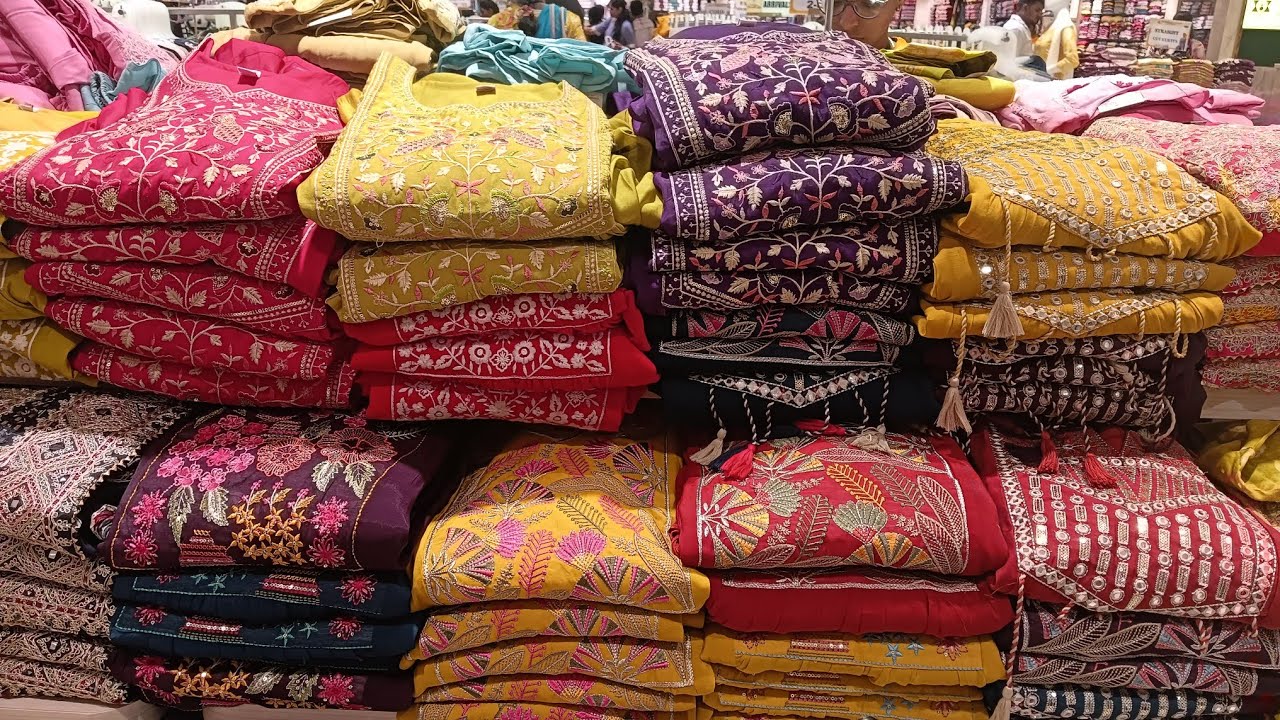 సంక్రాంతి special డ్రస్ కలేక్షన్ south india shopping మాల్ up to 50% Discount