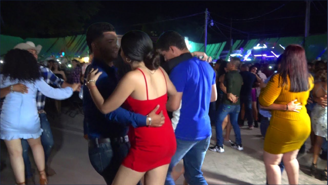 Oi nomas que CHULADA de cancion y que CHULADA de baile--Subale pa que se oiga bonito !!