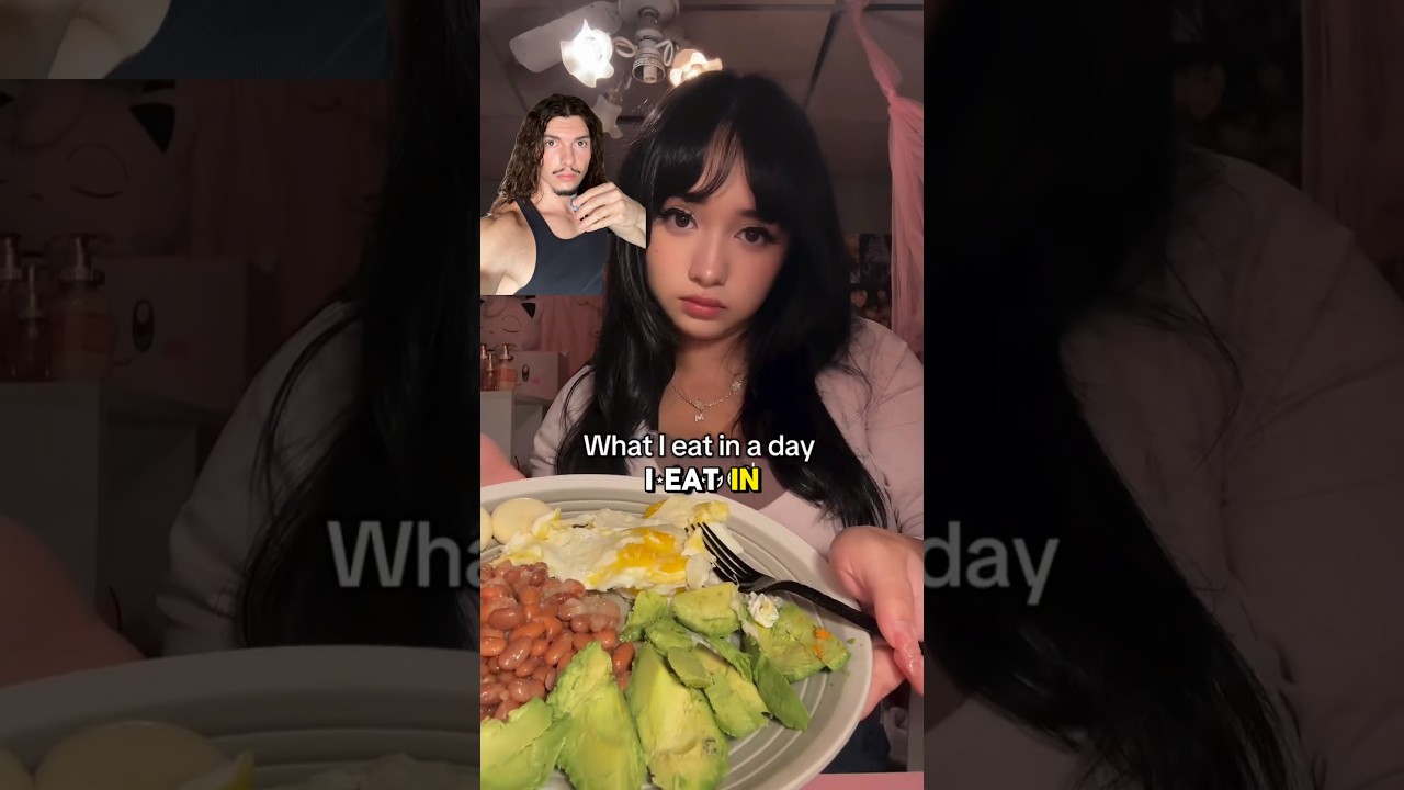 What a Busy Student Eats in a day! (Fat Loss Coach Reacts) 