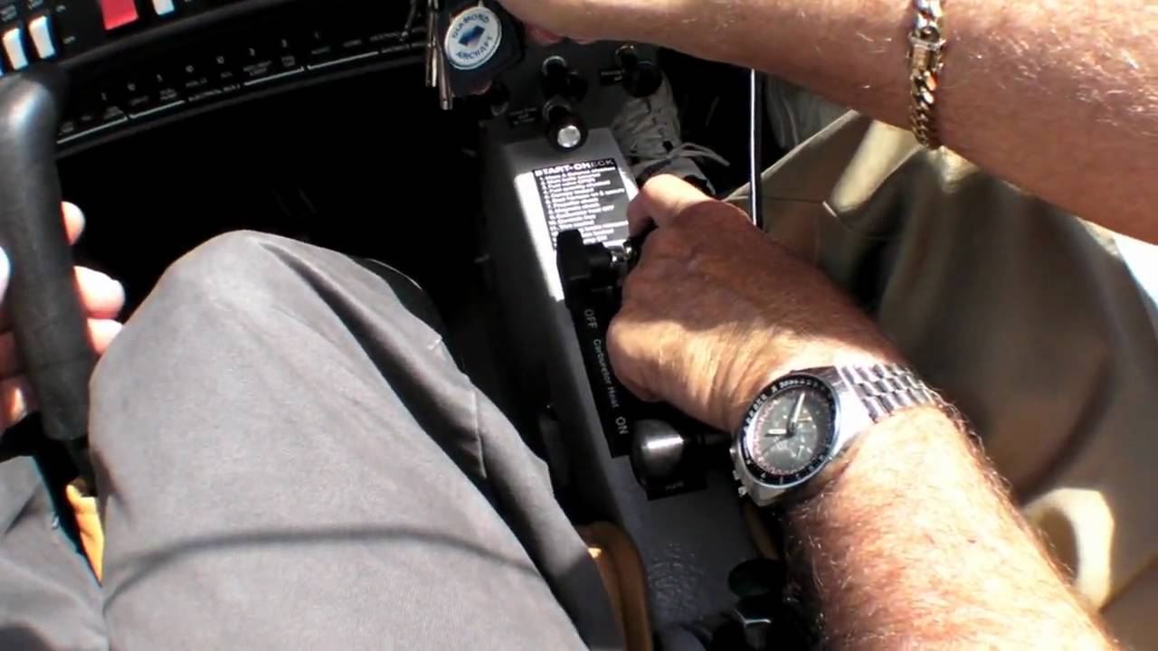 Diamond Motor Glider Gliding Trial