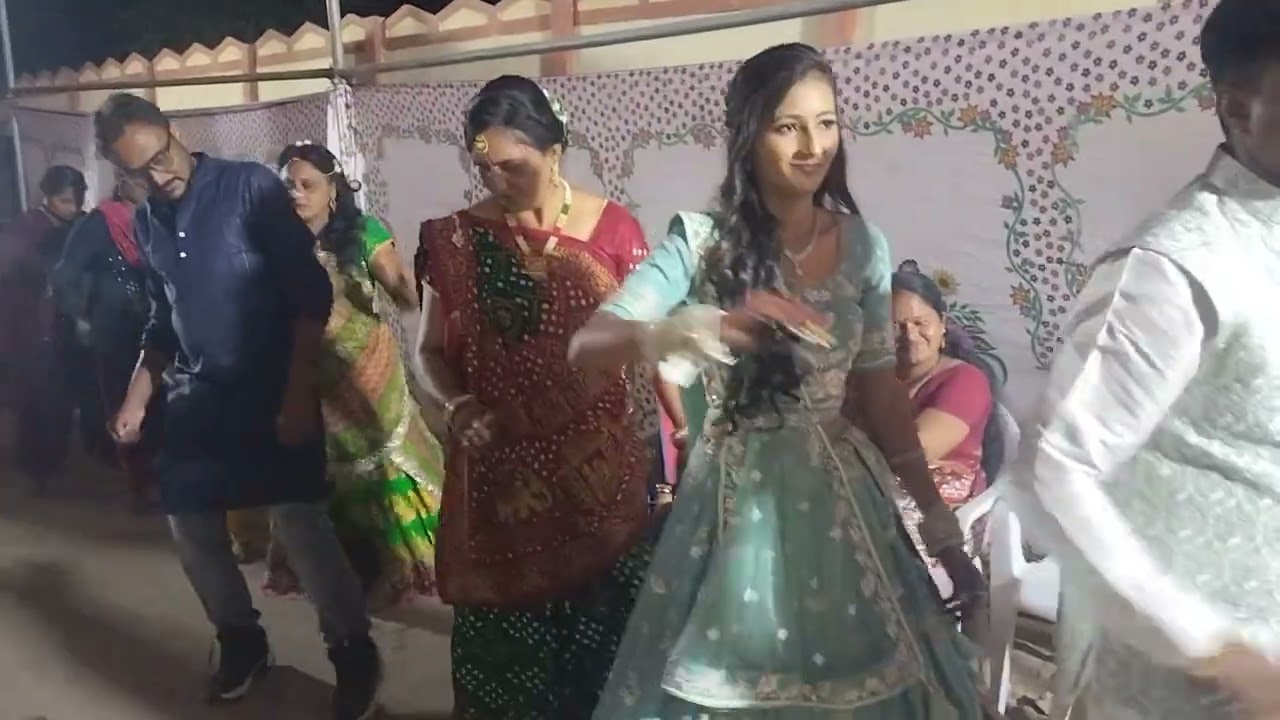મેડા આદ્રજ 06 December 2023 (ધારા લગ્ન ) ગરબા...