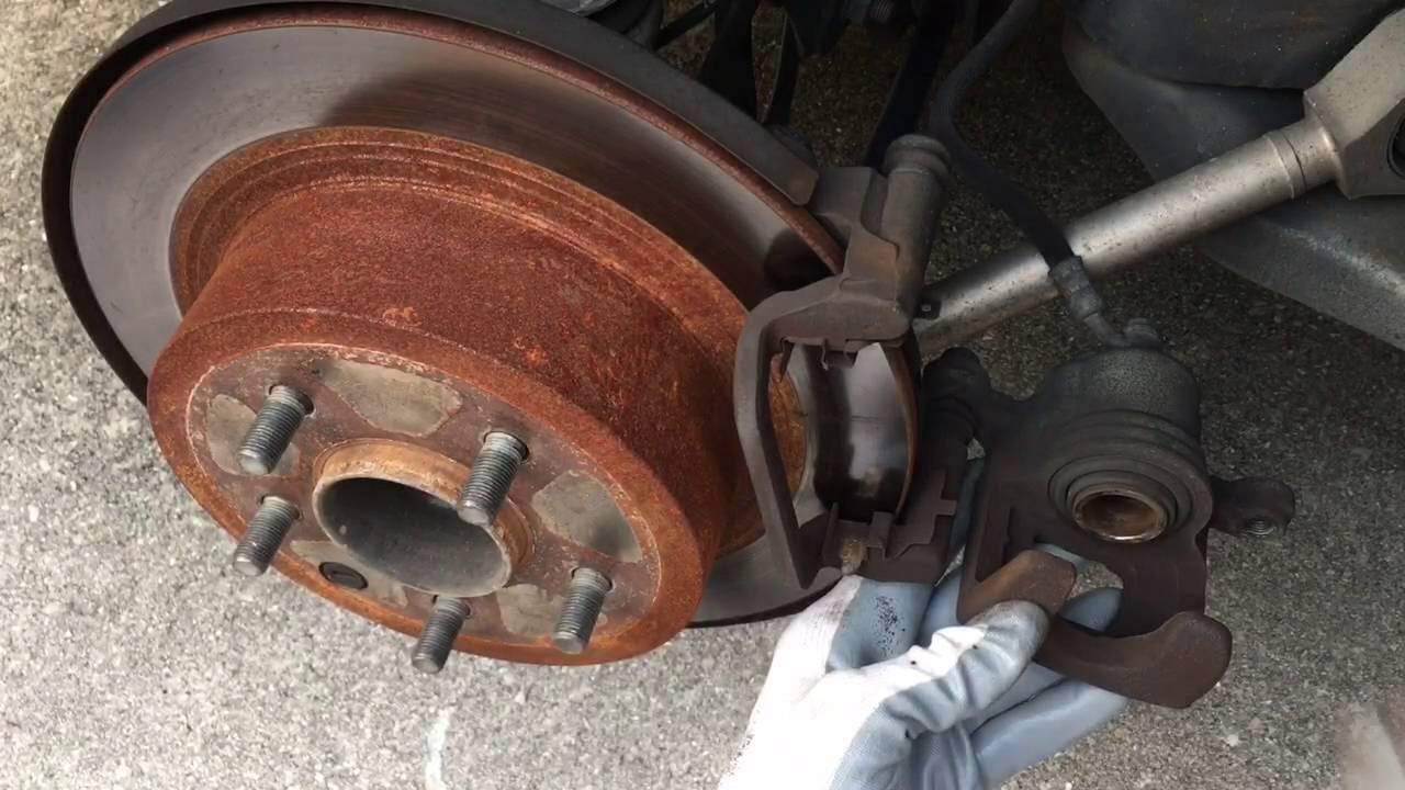 Nissan Altima Rear Brake Pads Replacement (2007 - 2012)