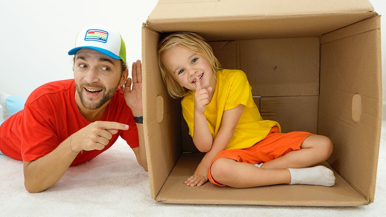 Прятки Криса в одном цвете!