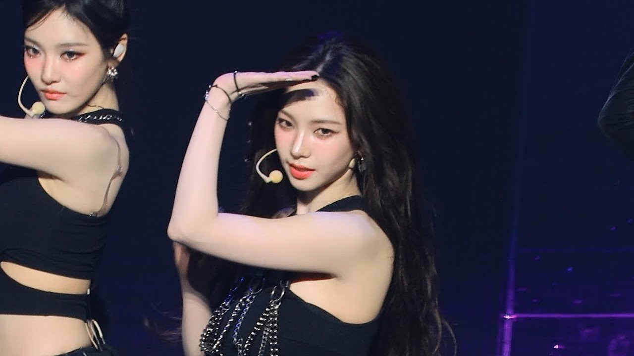 250316 에스파 카리나 - 'Next Level' 직캠 Aespa Karina FANCAM @2025 aespa LIVE TOUR SYNK : PARALLEL LINE