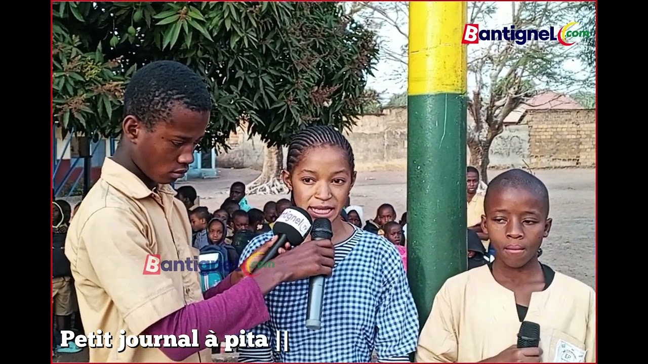 Pita : Petit journal des élèves organisé au tour du mât. Cette activité a été animée par les élèves
