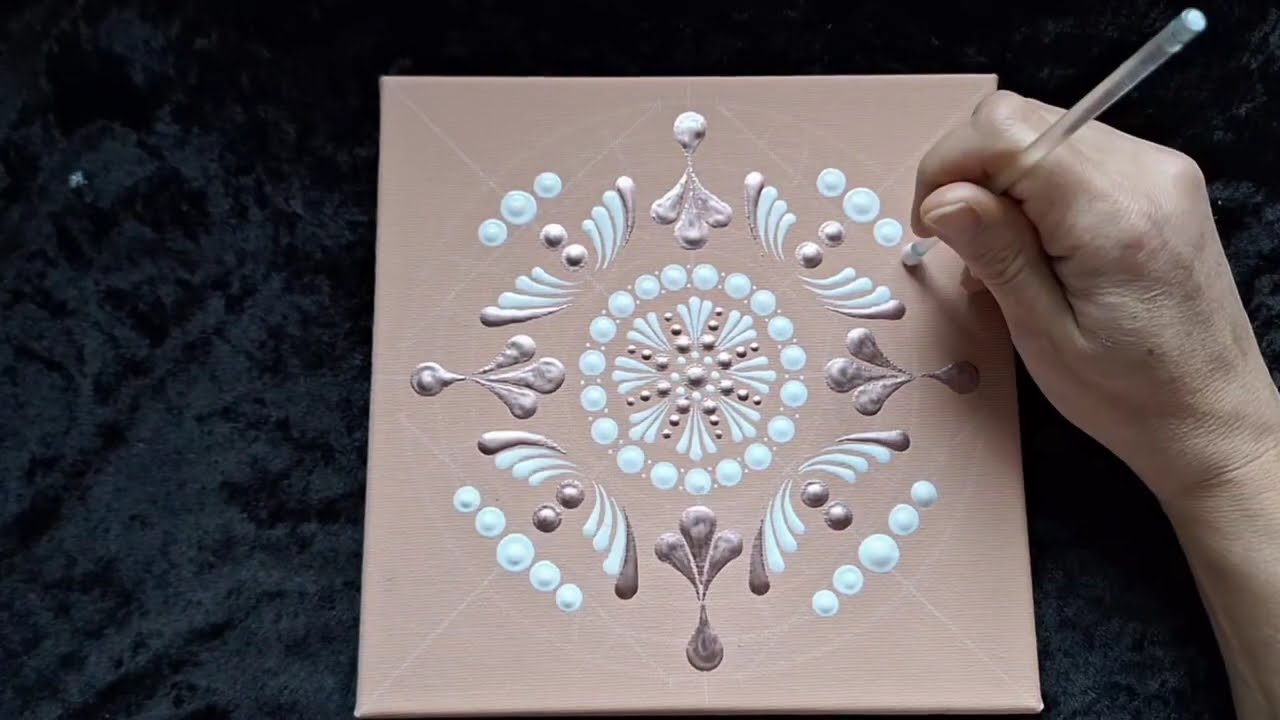 Mandala glow🎨 #mandala #creative #relaxing #artist #howitsmade #WIP #dotillism #dotwork 