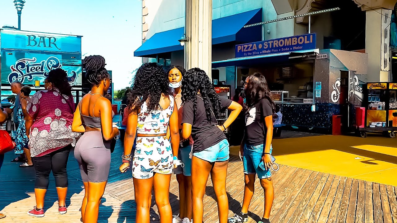 Walking Atlantic City Boardwalk | USA Best Places To Visit