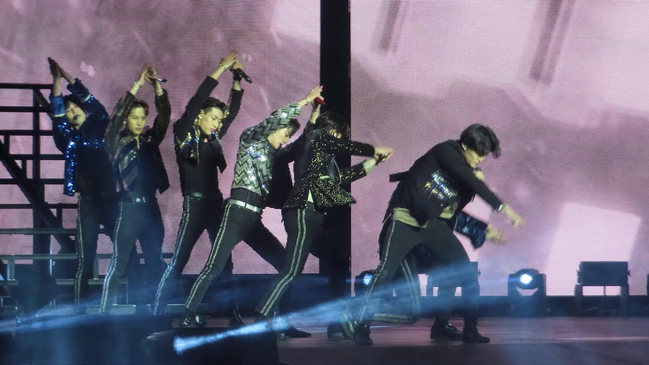 191019 GOT7 KEEP SPINNING in PARIS - Eclipse (Jinyoung Focus)