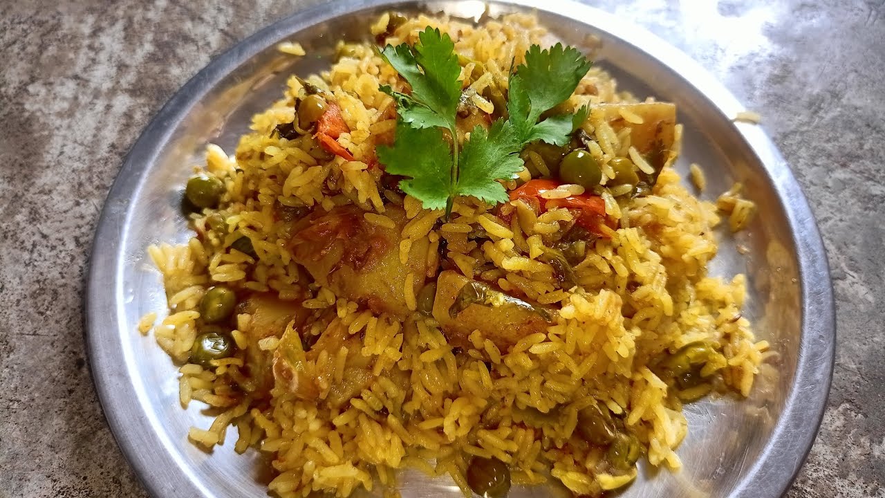 Aaj Banayenge Bachelors Wali Tehari | Simple & Budget Recipe