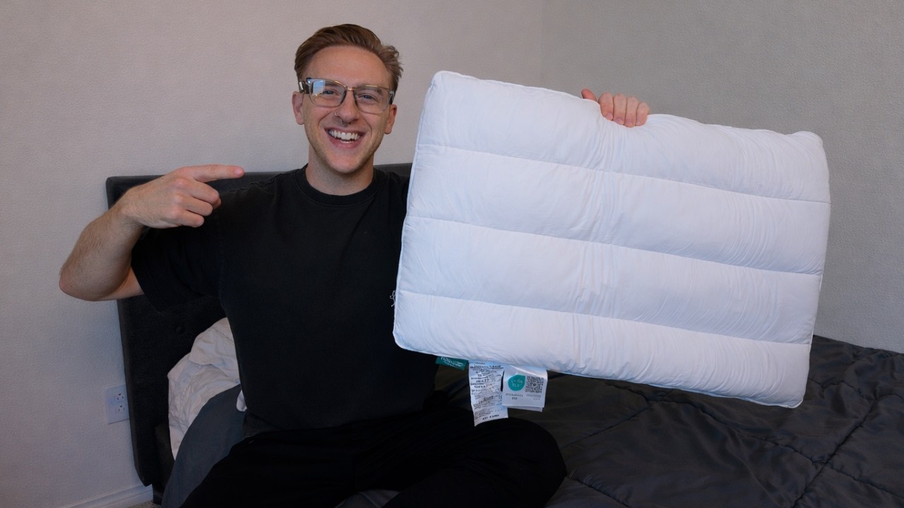 Finally… A Flat Pillow That Actually Supports Your Neck