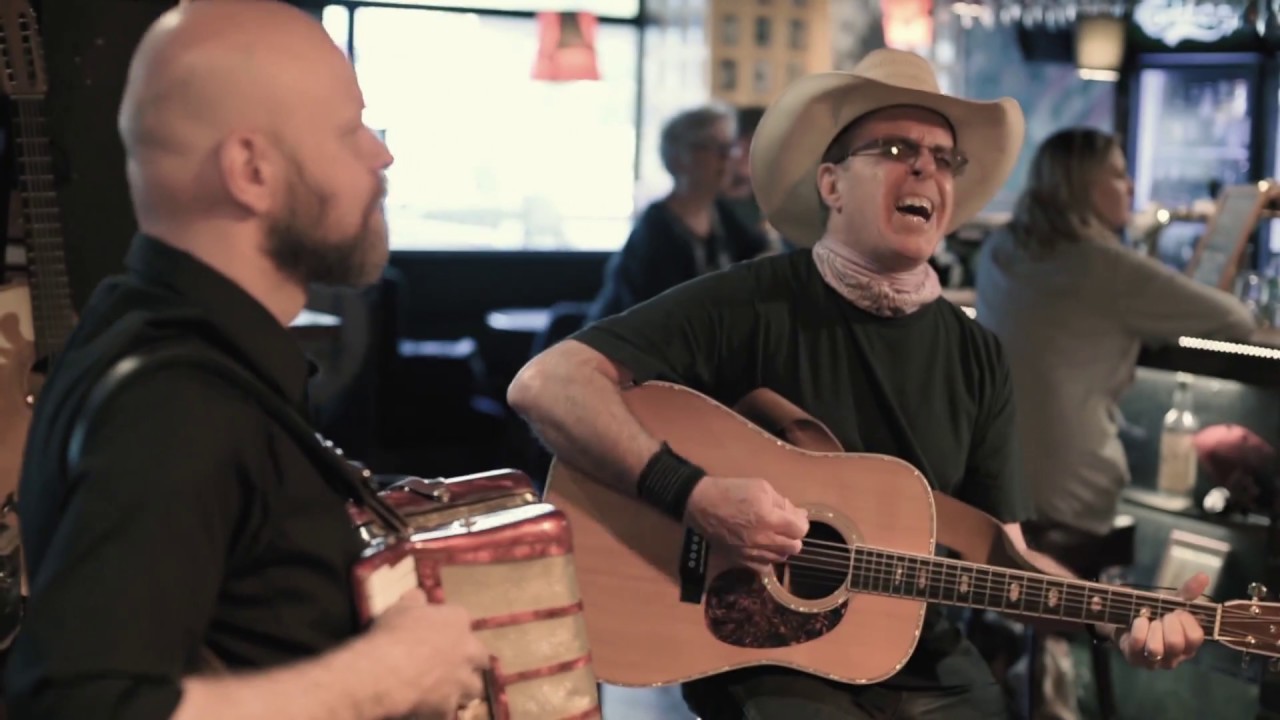 Pancho & Dusty with T. Russell & A. Meyers - St. Olav's Gate