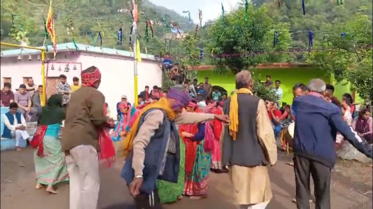 धाकुड़ी देवी मण्डाण, गांव मैखंडी , टिहरी गढ़वाल देवभूमि उत्तराखंड 🙏