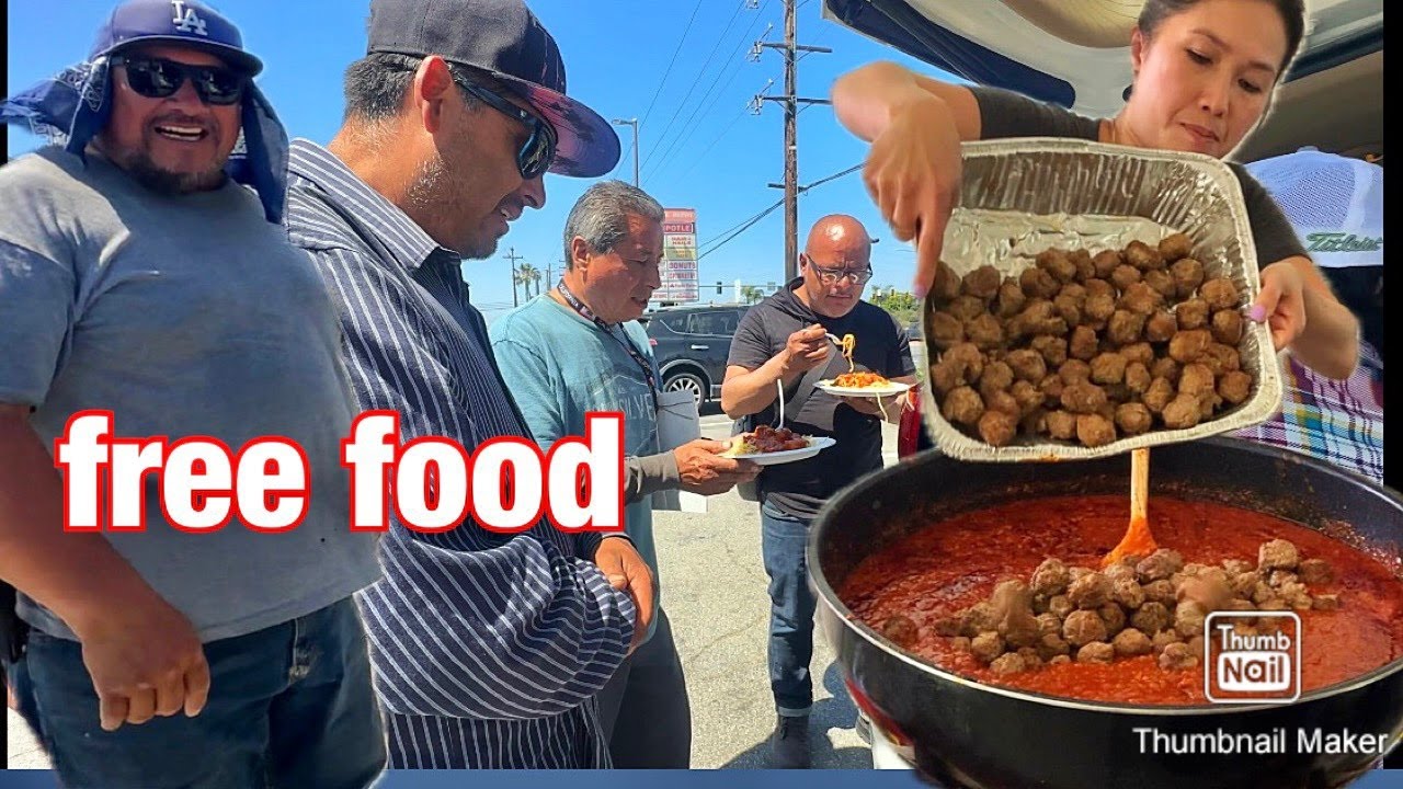 Huge Spaghetti For the Homeless People After Feeding At The Park ,Driving Around