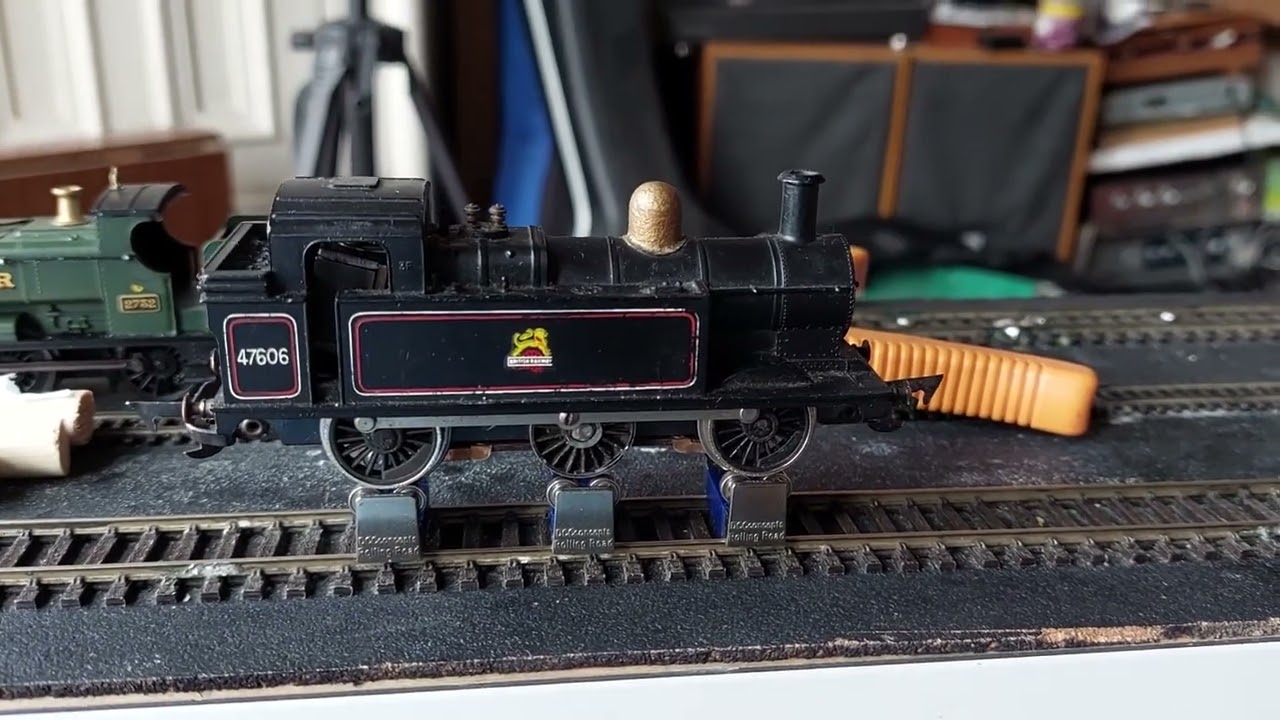 Progress on two locomotives GWR Half Cab and 1959 Triang Jinty