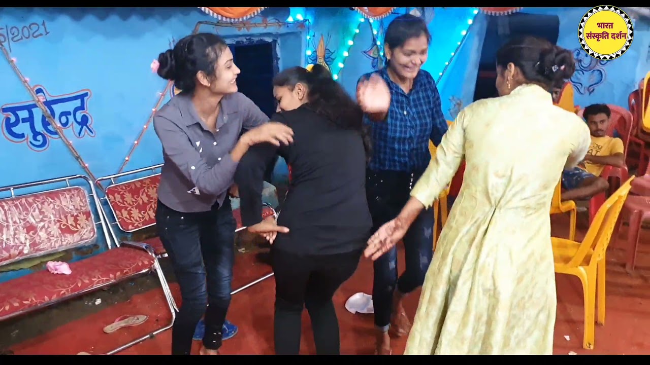 Rewa Sidhi Ka Sabse superhit Bagheli Band Baja Dance, मध्यप्रदेश के लड़की का बघेली बैंड बाजा डांस