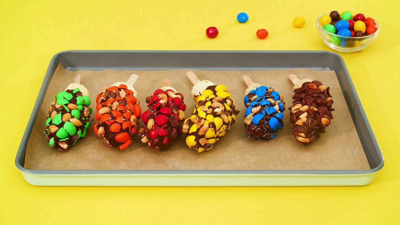 M&M'S Banana Pops