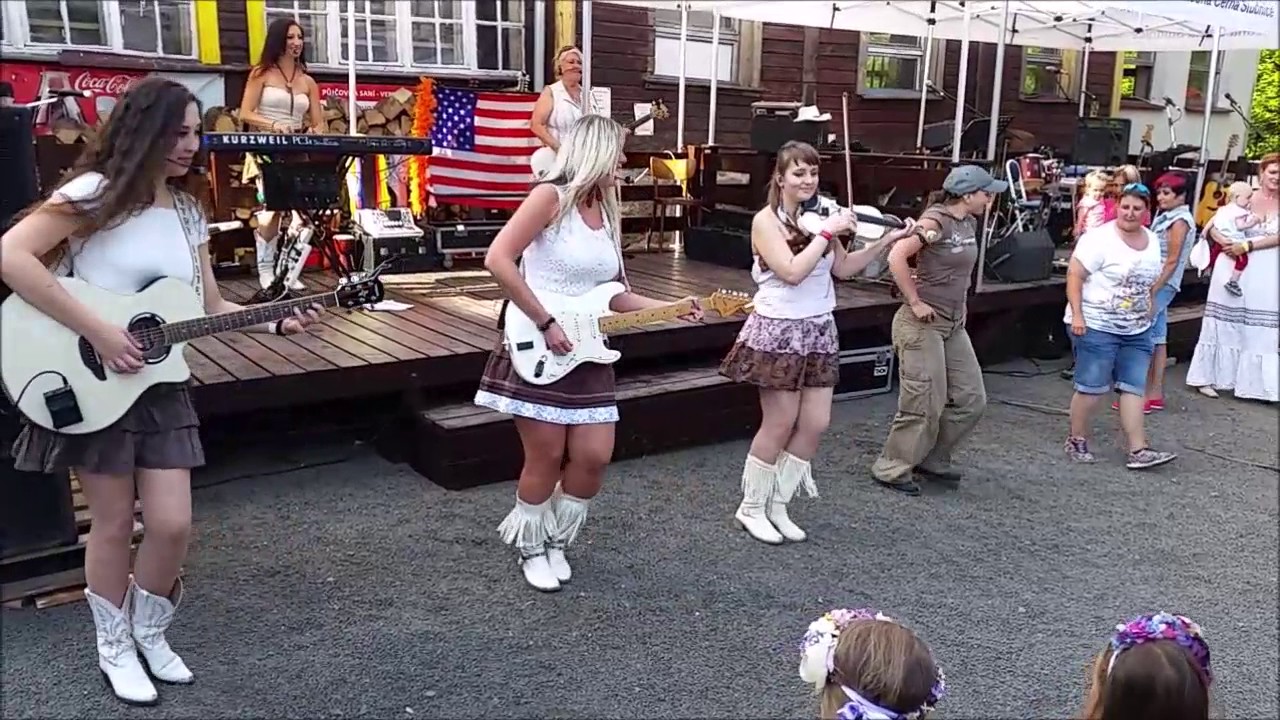 Country Sisters 2017 - Cerna Studnice - Achy Breaky Heart