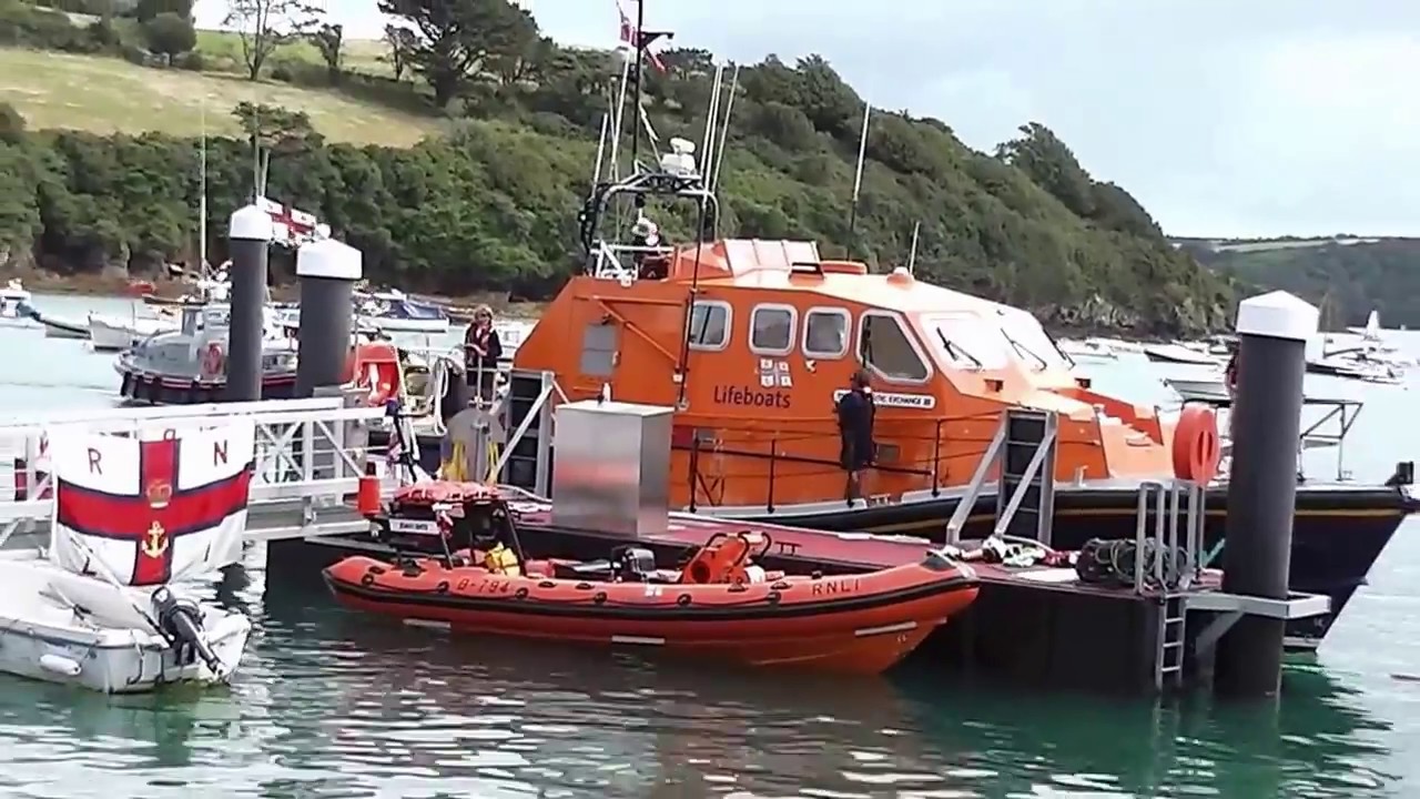 RNLI Emergency - Salcombe