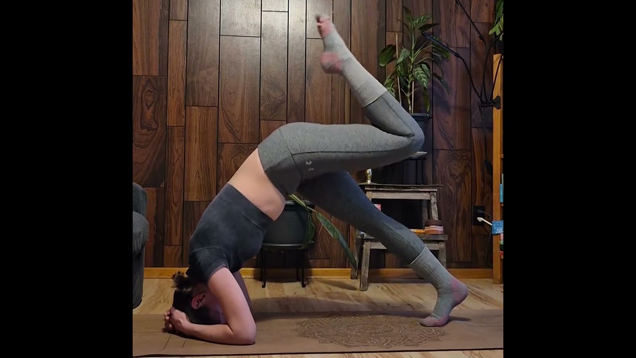 Headstand Beginners - Tips and Tricks😊✨️ #headstand #inversion #beginners #tipsandtricks #yoga