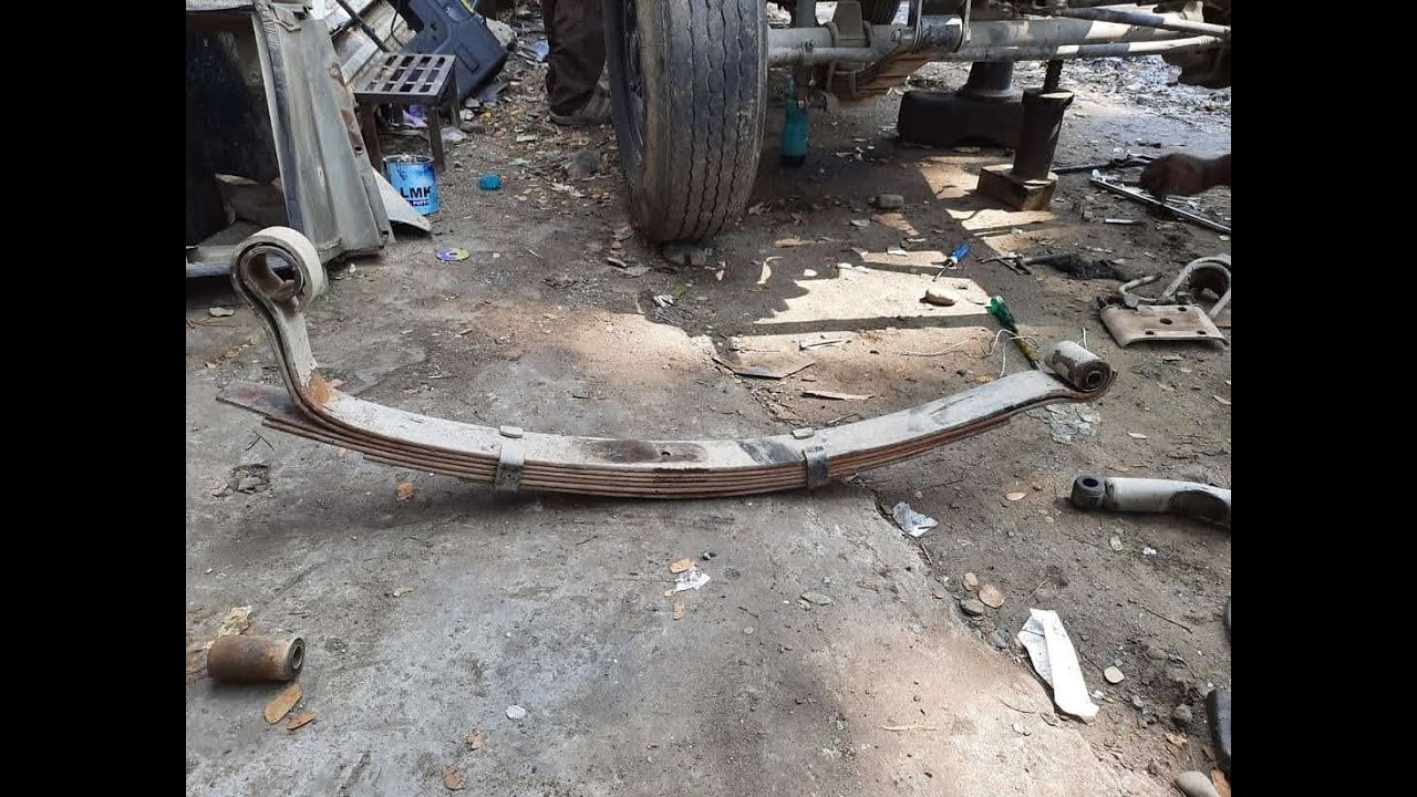 Mahindra  Bolero spring Patti repairing, opening and fitting/ Bolero Bend Patti ko kaise sidha kare?