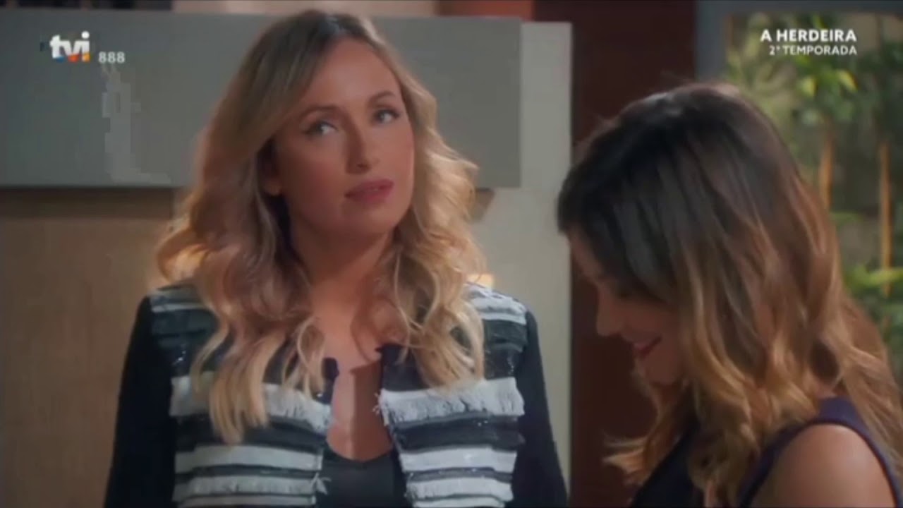 Beatriz prepara-se para sair de casa - A Herdeira